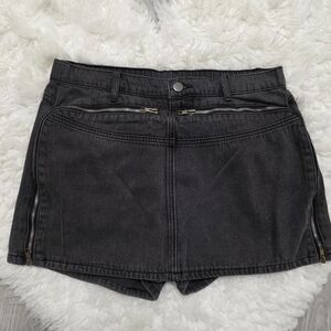 Stunning 2-in-1 Edgy Denim Skort - Size L
